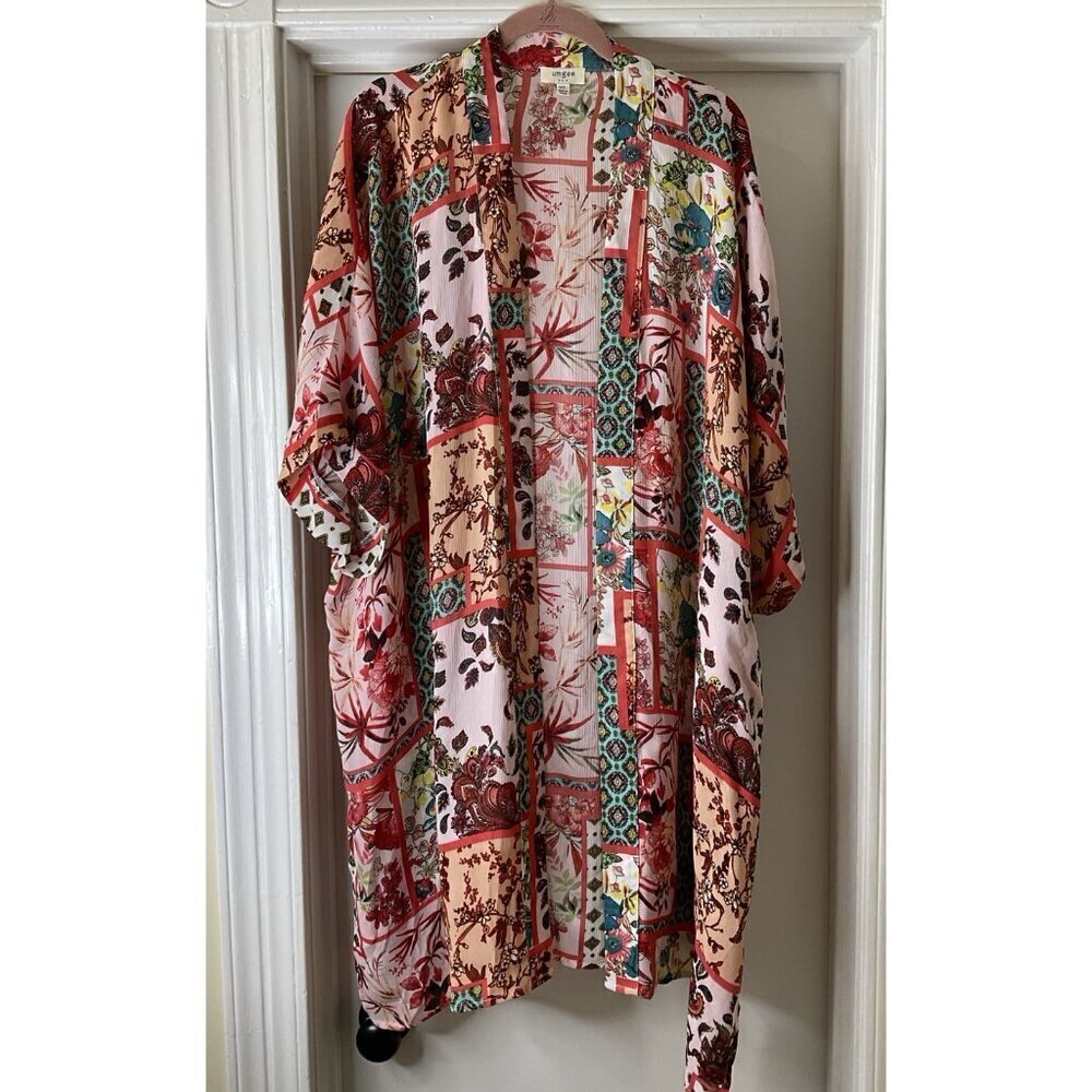 Umgee Kimono Boho Floral Short Sleeve Size M/L